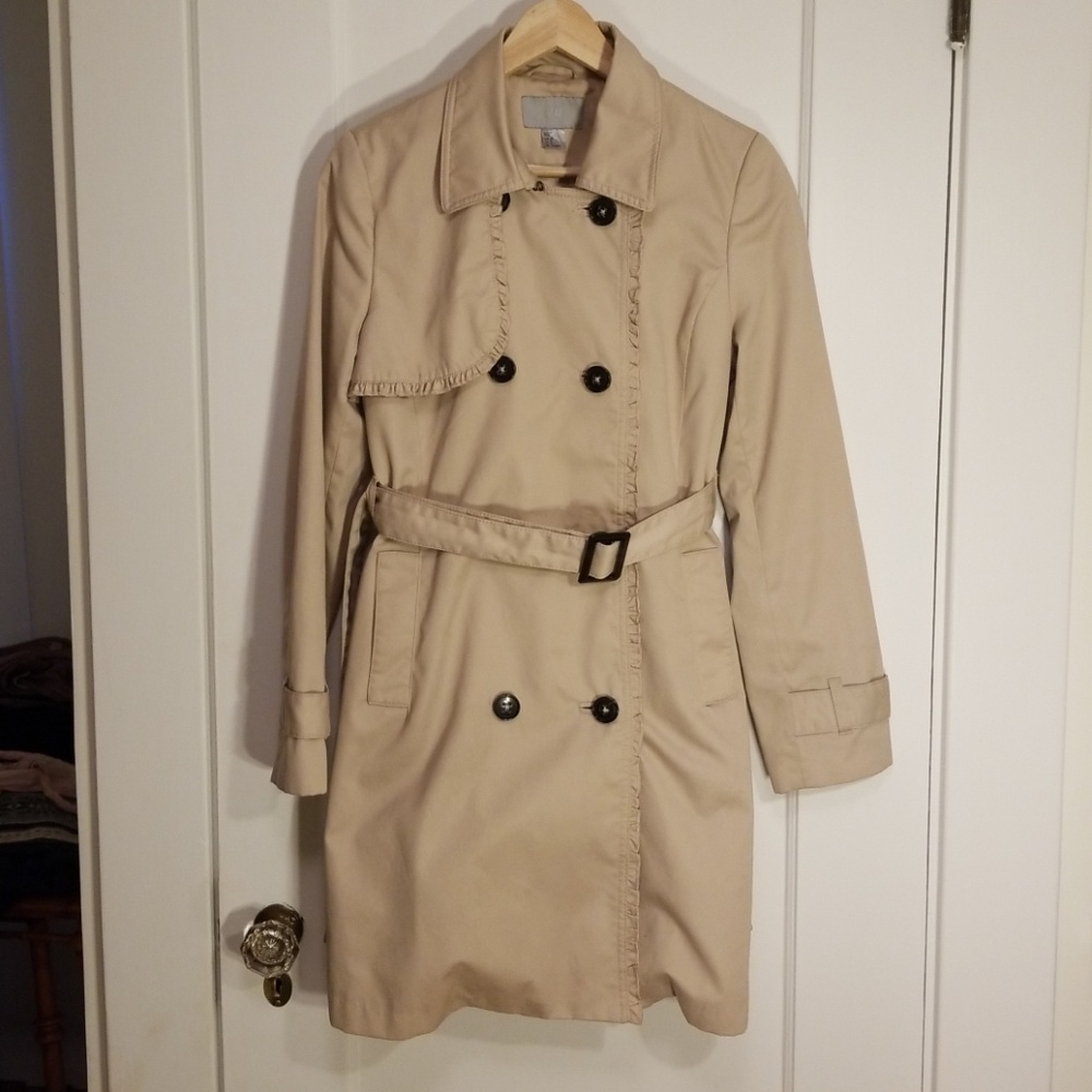 H&M light spring ruffled trenchcoat Sz 8
